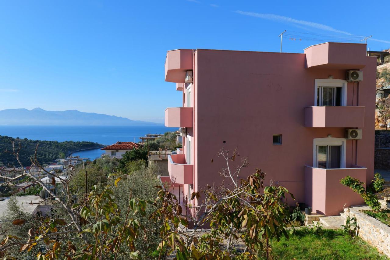 Pink Holiday Sarande Bagian luar foto